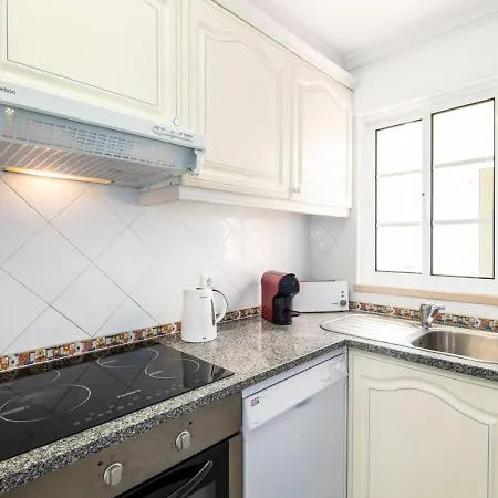 Nidio - Great Location Holiday home *