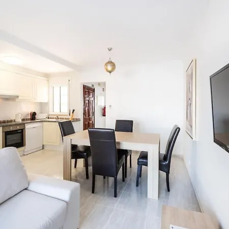 Nidio - Great Location